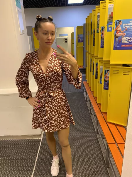 Tight in waist 😉🤎🤍 by Pumusy