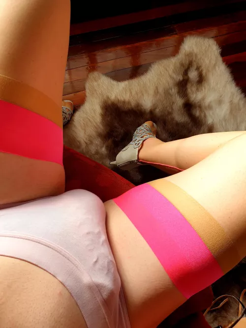 Tight panties today..... by Aidhose