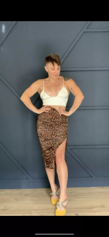 Tight *skirt by kindafit_kindatatted