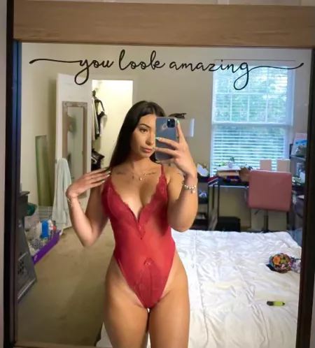 Time for a snack 😛 by hornygurll