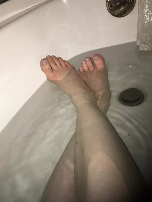 Time for a soak in the tub, who wants to join me? 😉 dm me for more 😘 by thetinydancer22