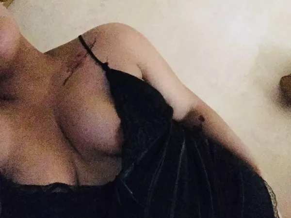 Time [f]or bed. Tabi ka? by badbishxx96