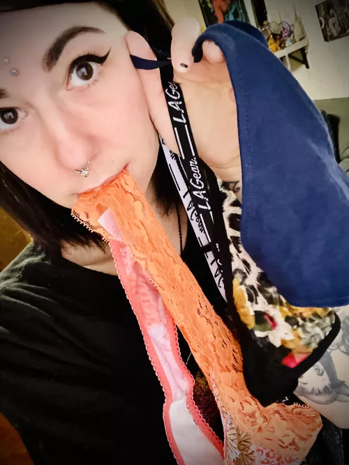 Time for some new panties by haruXXharu