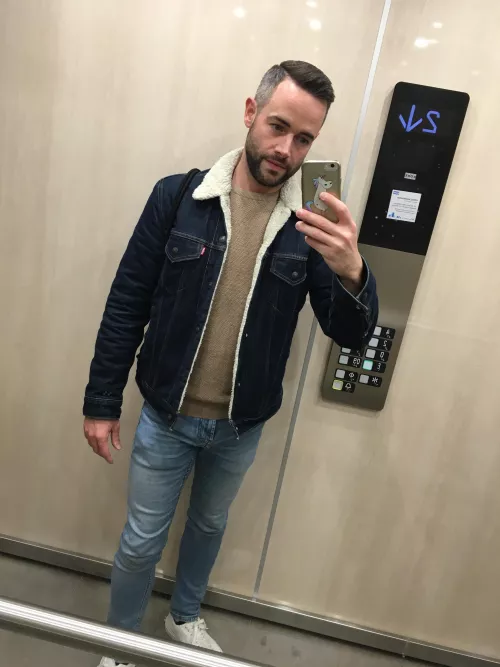 Time for the fourth date after meeting a guy six days ago. I’m kinda nervous. Wish me luck! by DennisDonncha