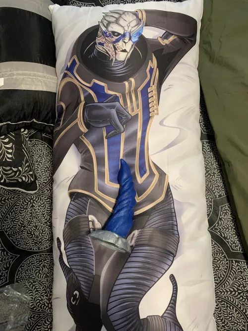 Time to test some reach and flexibility (from TheCraftyHedonist on Etsy) by ExtraFancyPotato