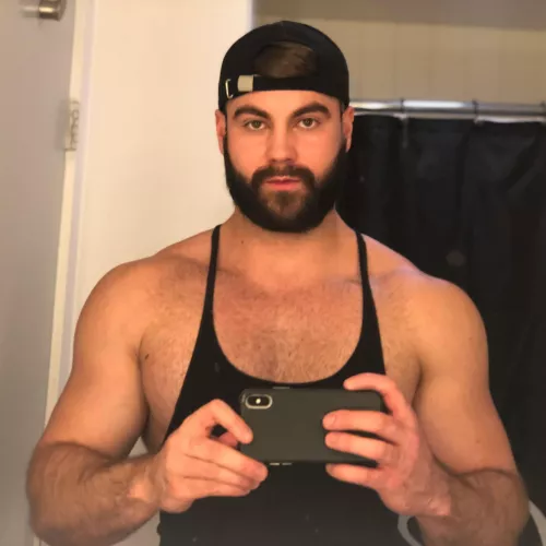 Time to trim the beard? by toolip098