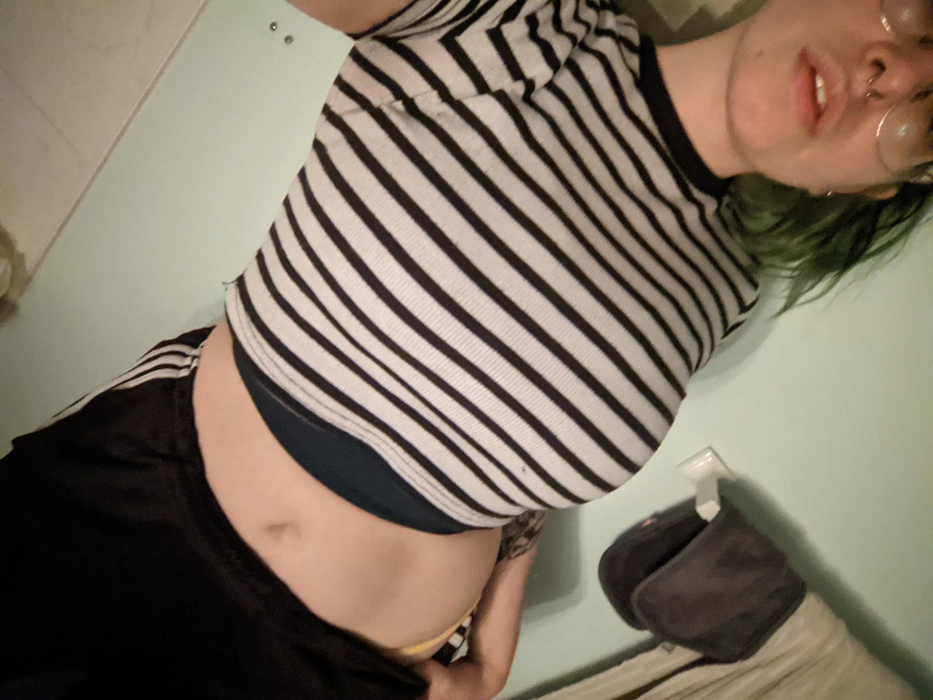 Time to undress after my workout, join me in the shower? 😘 posted by HecateThree