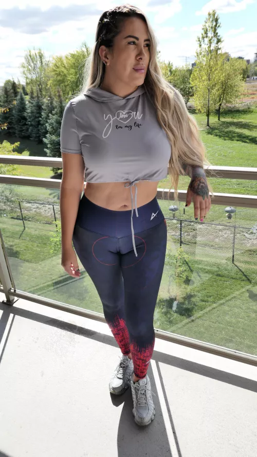 TIME TO WORKOUT [F36] by flakissmtl