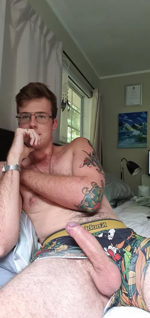 Tinder absolutely crushing my confidence, what do you guys think? 😘 by MLG_BOB_ROSS