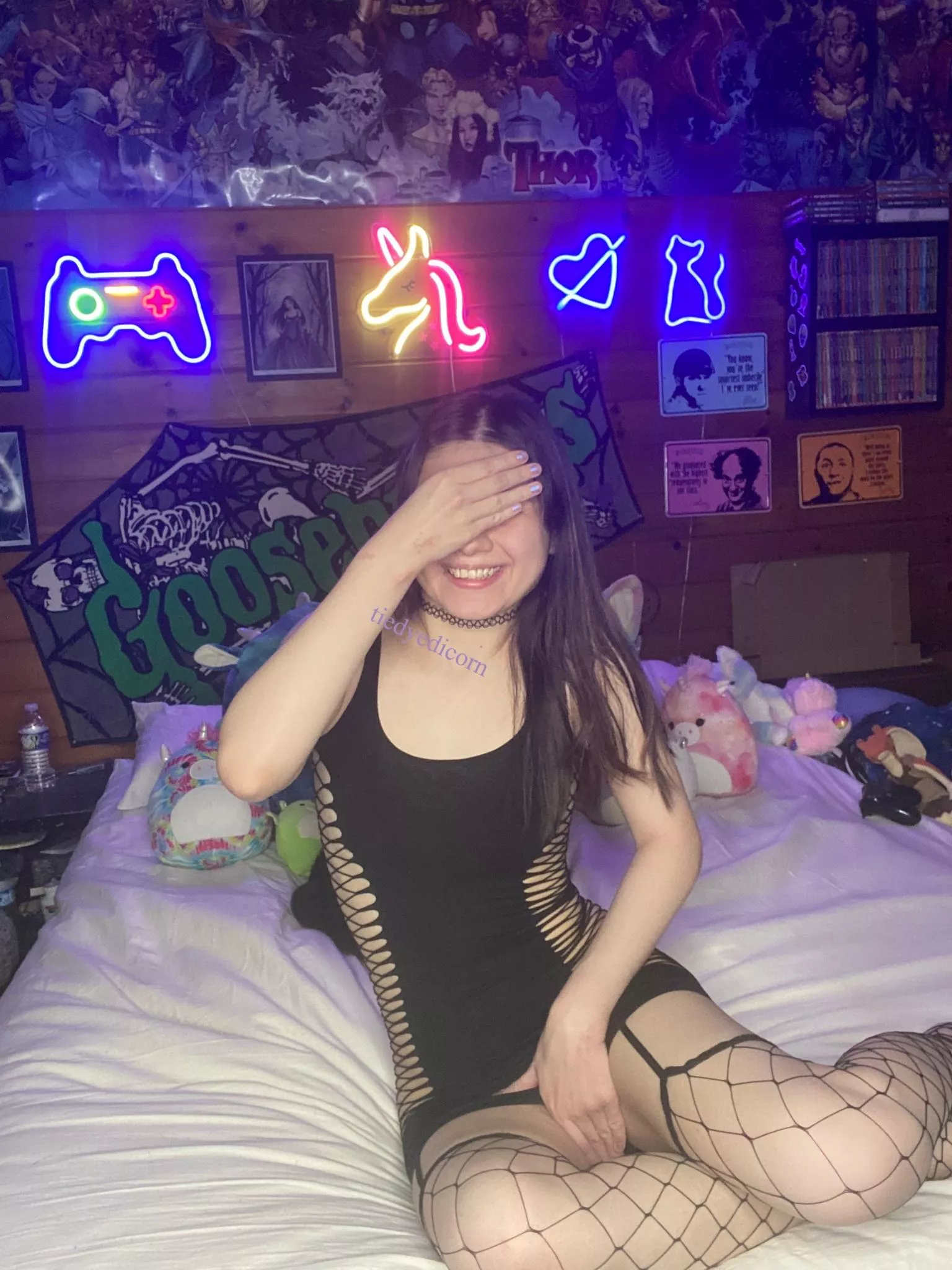 tiny as hecc, but cute? posted by tiedyedicorn