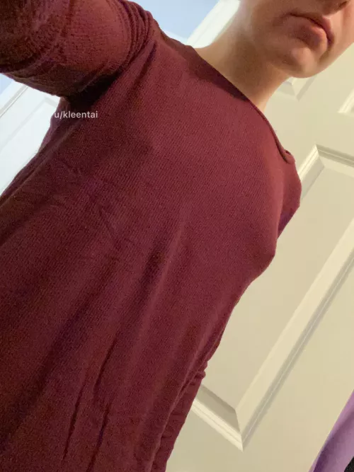 Tiny boobs never need a bra by kleentai