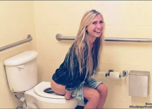 Tiny girl, big smile. by peeing-girl-lover