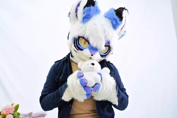 Tiny Lil' Bear Is So Cute UwU by skyhi14