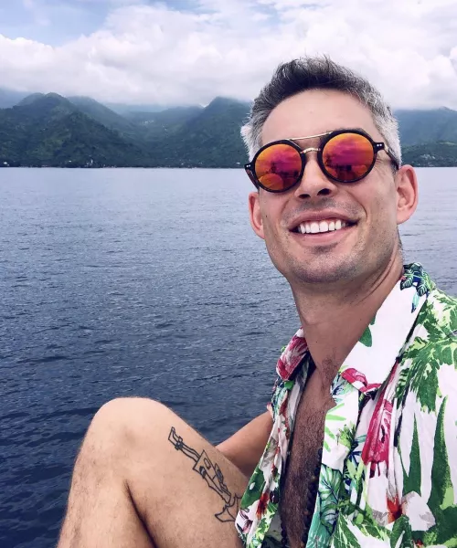 Tip me over 😳😊 by Nuoilkdave