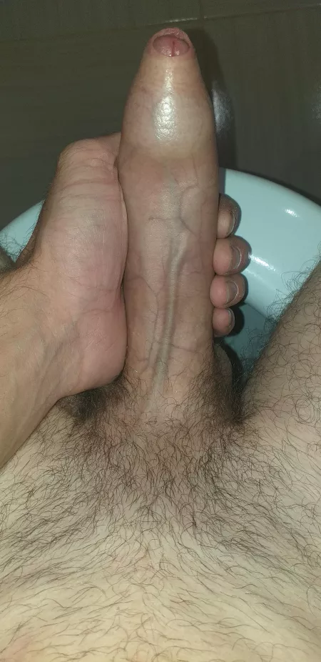 tired after a full day of work😪😪😪 but still horny🙄 by ceplm33