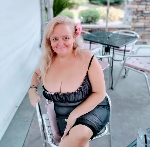 Tit Fuck Material by justabigtittylover