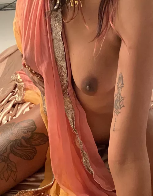 Tit selfie, enjoy by Brwnnbby