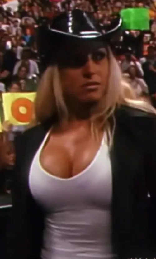 Tits Stratus and her HUGE melons 🍉🍉 by MaleficentBus8