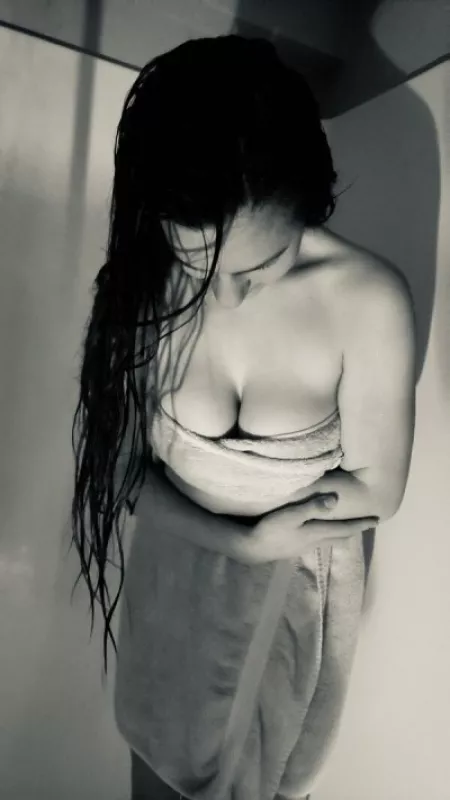 Tits by hoodycentral2