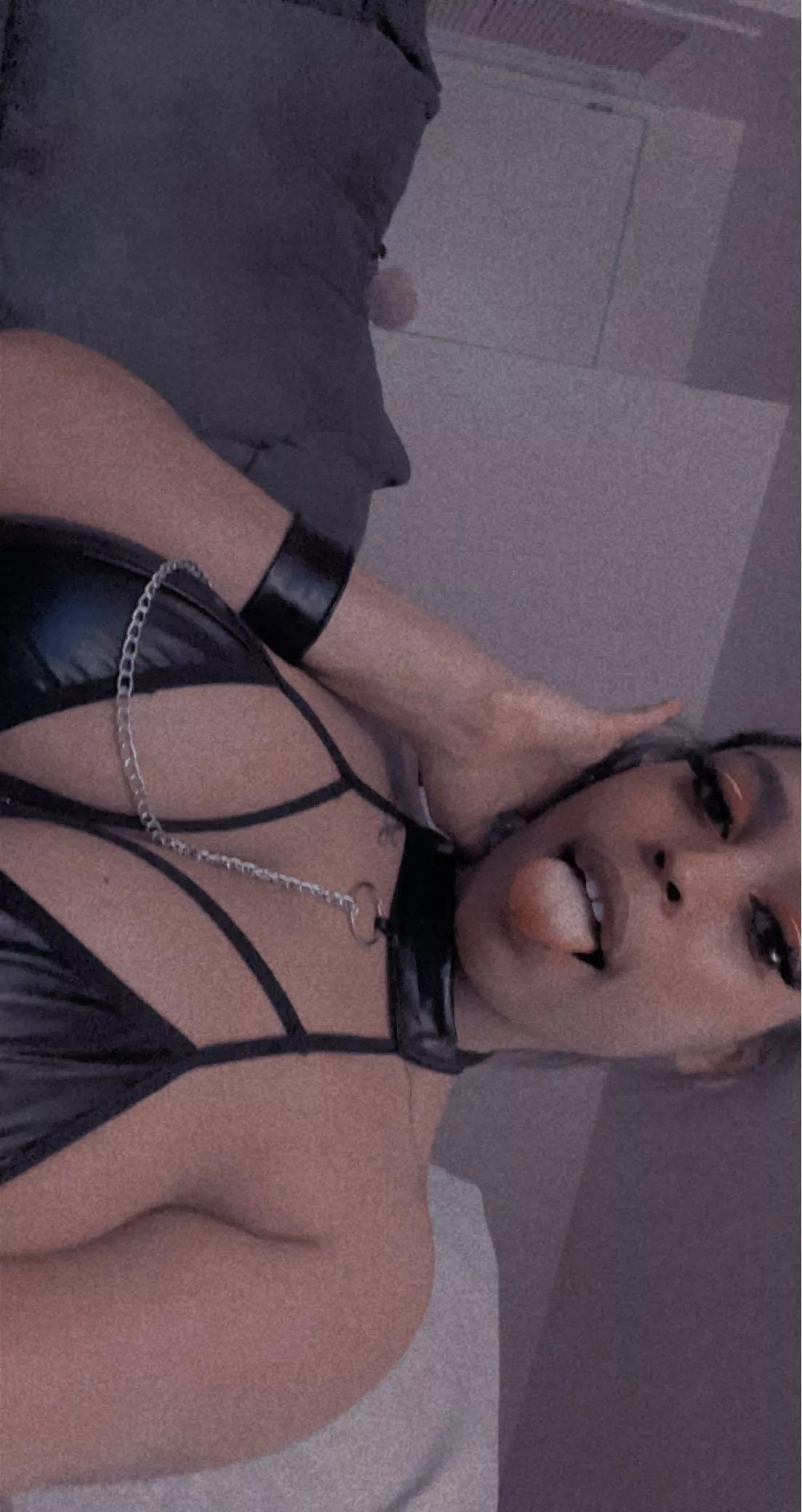 Titties out 😝 posted by kvtss