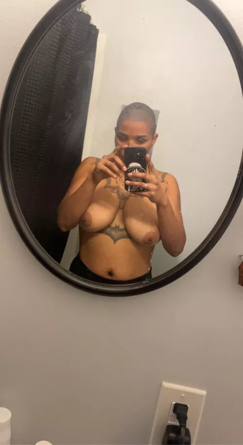 Tittyyyyyyyssss by Onlyfansbellad