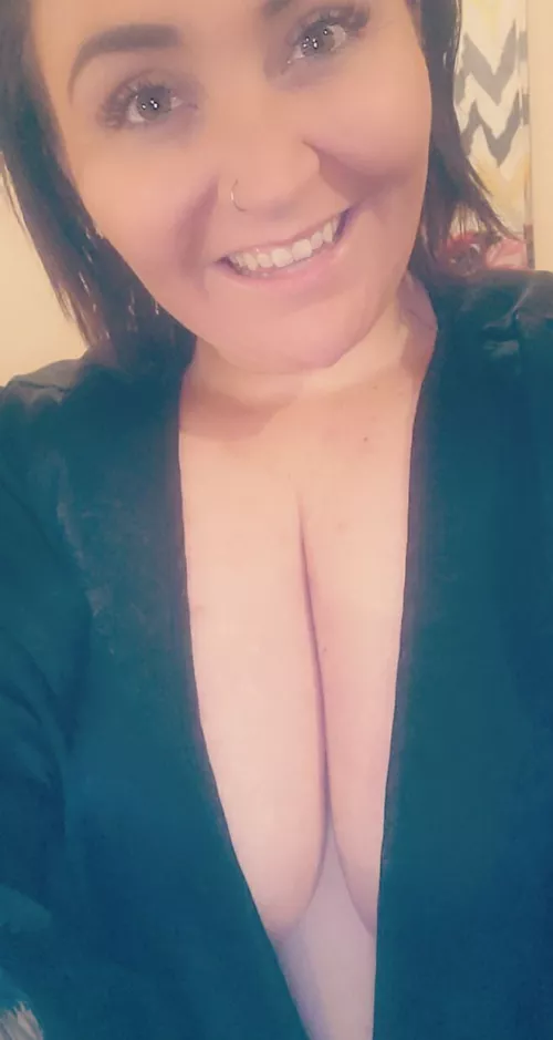 To drop it or not hehe by meganbbw87