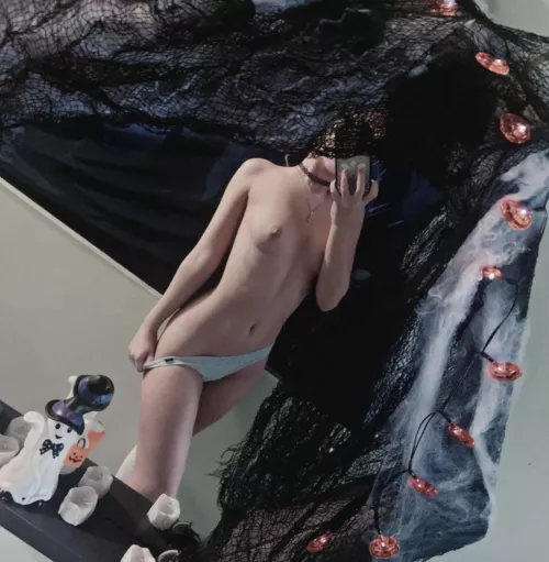 to make your sunday night better 🤍 by SeduceSatan