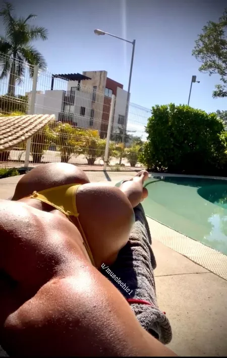 Toasting 🥵 by musclechic1