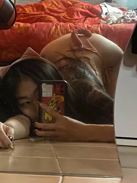 Today, I’m bacon 🐷 by lycheejinx