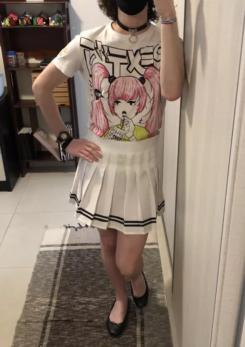 Today is a great day ! This is the first time I went for a walk dressed like this and felt really cute 🥰 Hope the few people who saw me thought the same xD by LolaWichita