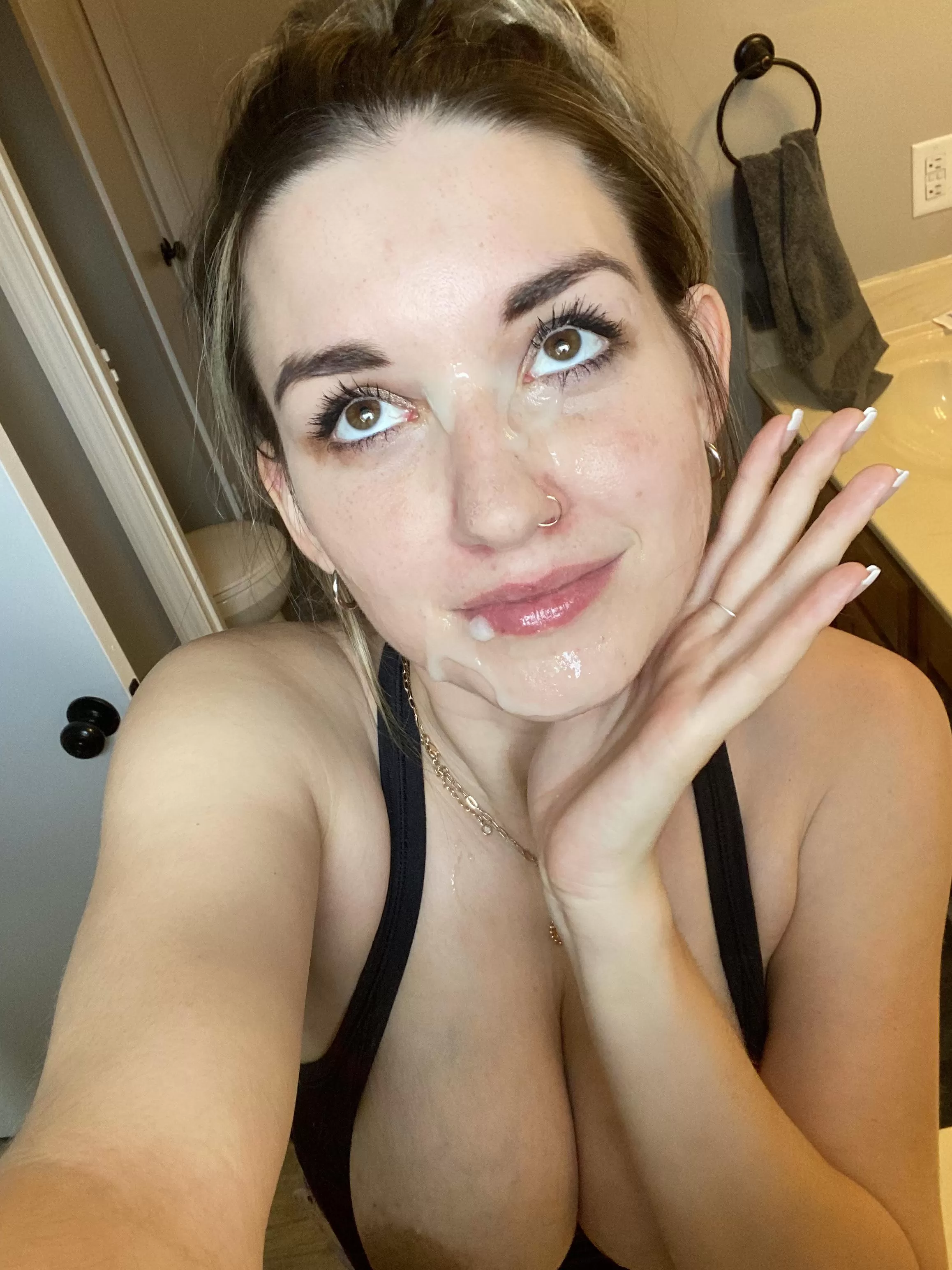 Today’s look was brought to you by ✨dick✨ (OC) posted by Lolomellow96