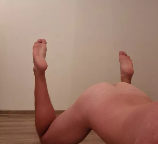 Toe sucking partner is the best partner. (24) by thewhobutt