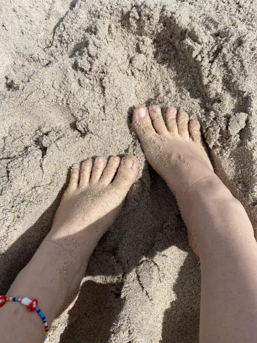 Toes in the sand 🏝 by dixiechix2studioalb