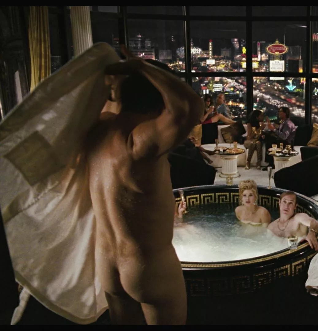 Tom Hanks posted by phenomenomenol