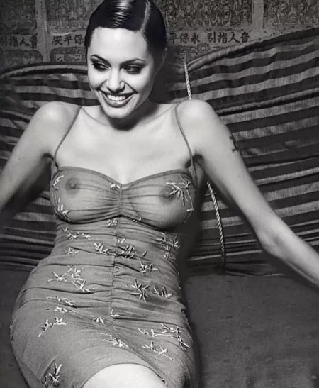 [Tomb Raider] Angelina Jolie by lovethemcelebs