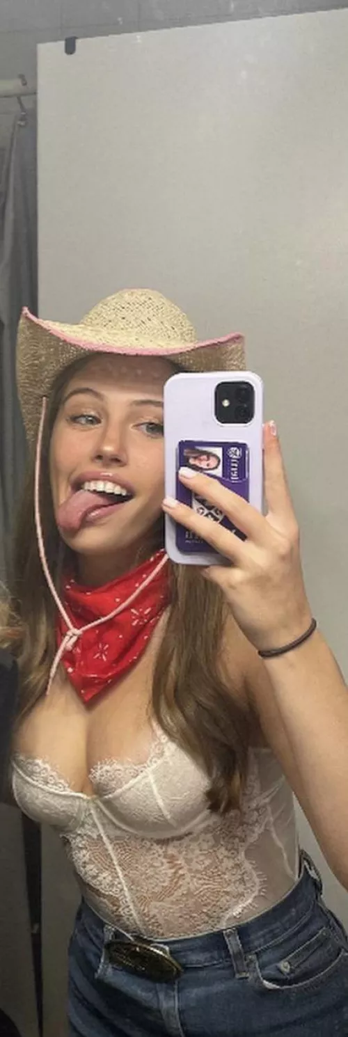 Tongue out (IRTR) by markb45678