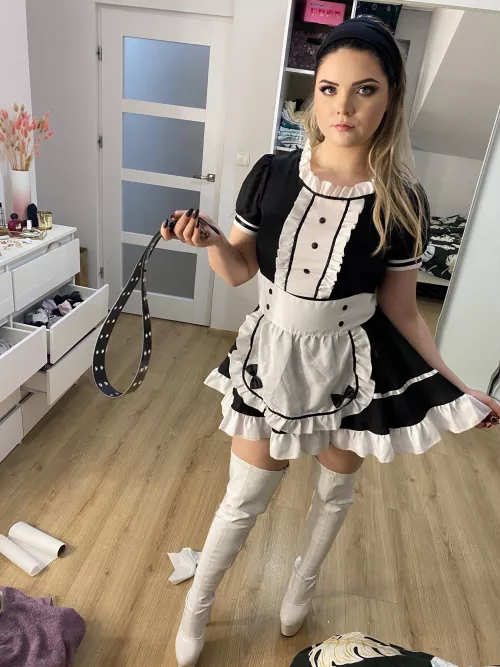 Tonight i will give you a lot of spanks 😈 by Navlia