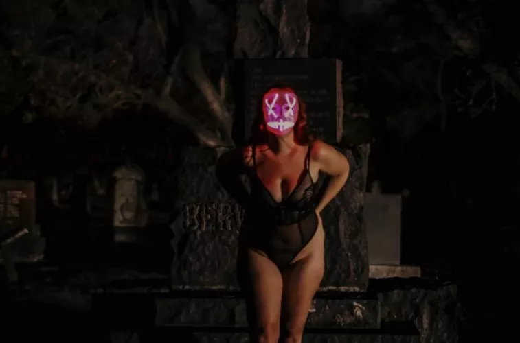 Tonight I’ll be riding my broom 🧹 but I’ll be thinking of you by alexrose_21