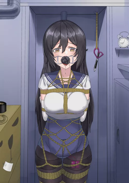 Too bad she can't reach the scissors by nikunikunikubenki