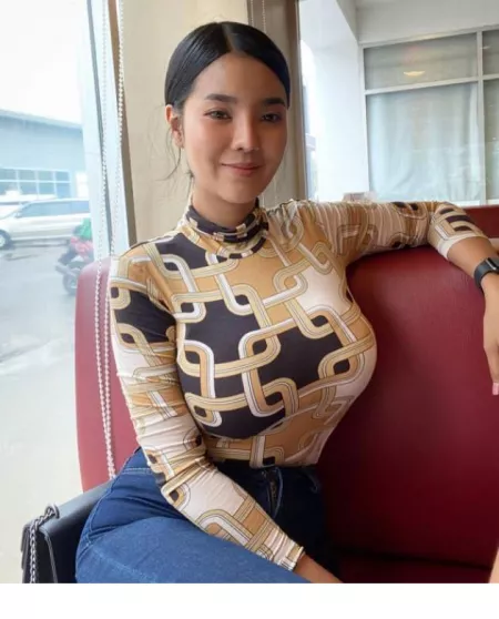 Too Busty to be stopped by any shirt by FanningLuver