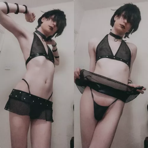 Too goth or not goth enough? 🖤 by BlooperNSFW