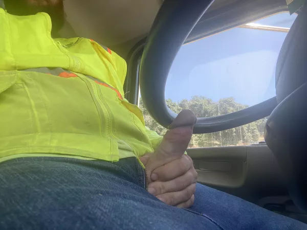 Too horny to work by ihavebeerd