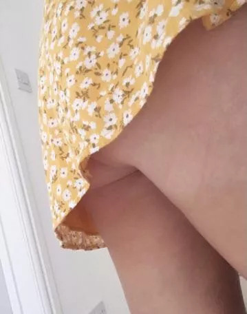 Too hot for underwear ☀️ posted by jessicax96