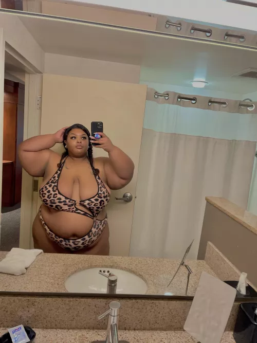 Too hot to handle by DanekDanielle