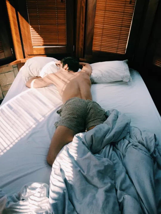 Too Hot To Handle posted by Mad4Reddit