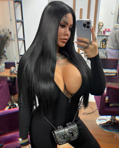 Too much of a Bimbo? by FitGirl95_