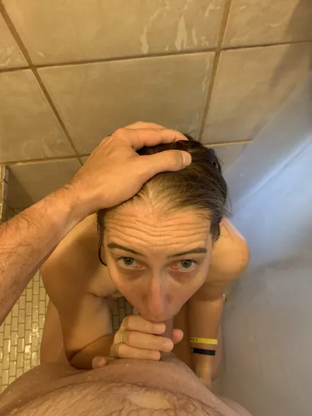 Top 6.4% creator!! Free subscription, custom content available. I reply to every message. PPV with amazing content! Please let me be yours. 😘 Link in comments. by powercouple2122