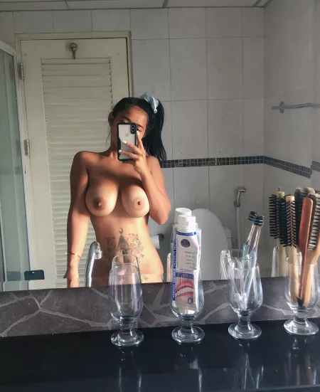 Topless Thai. 😘😘😘. Check comments by chrisgates2020