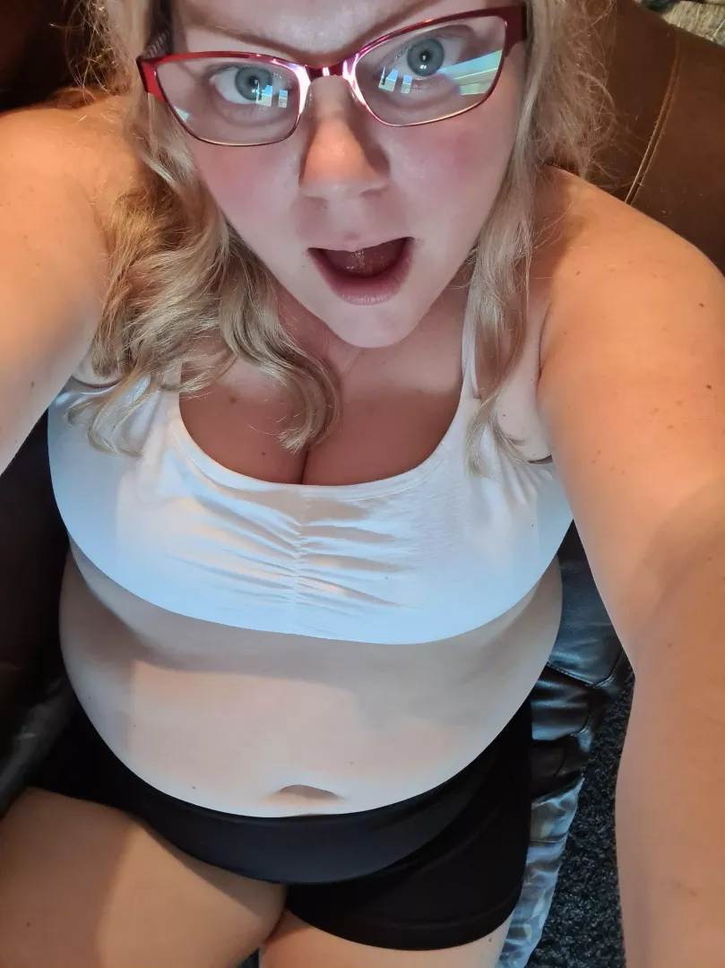 Touch me, I'm fluffy. posted by KandiKotton