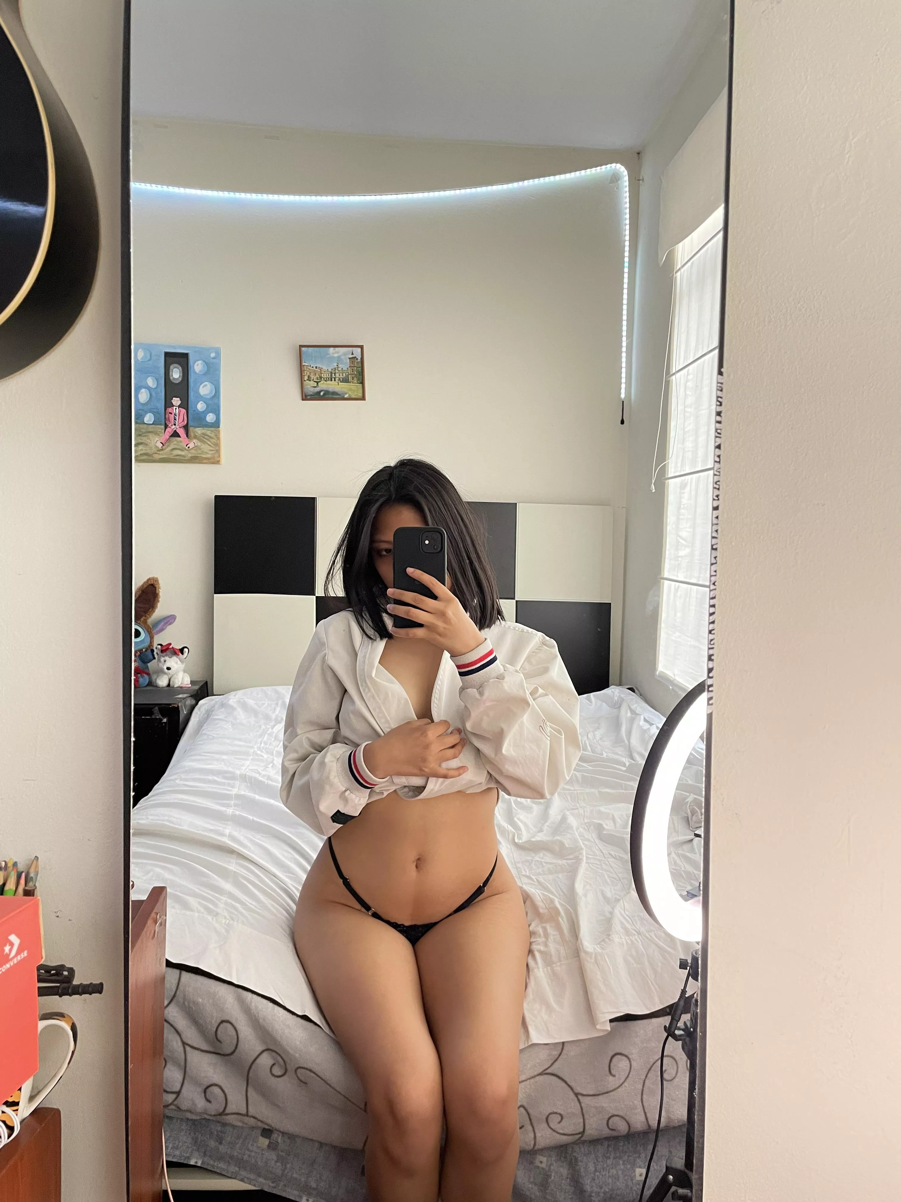 Touch me, I’m ready for you posted by betami